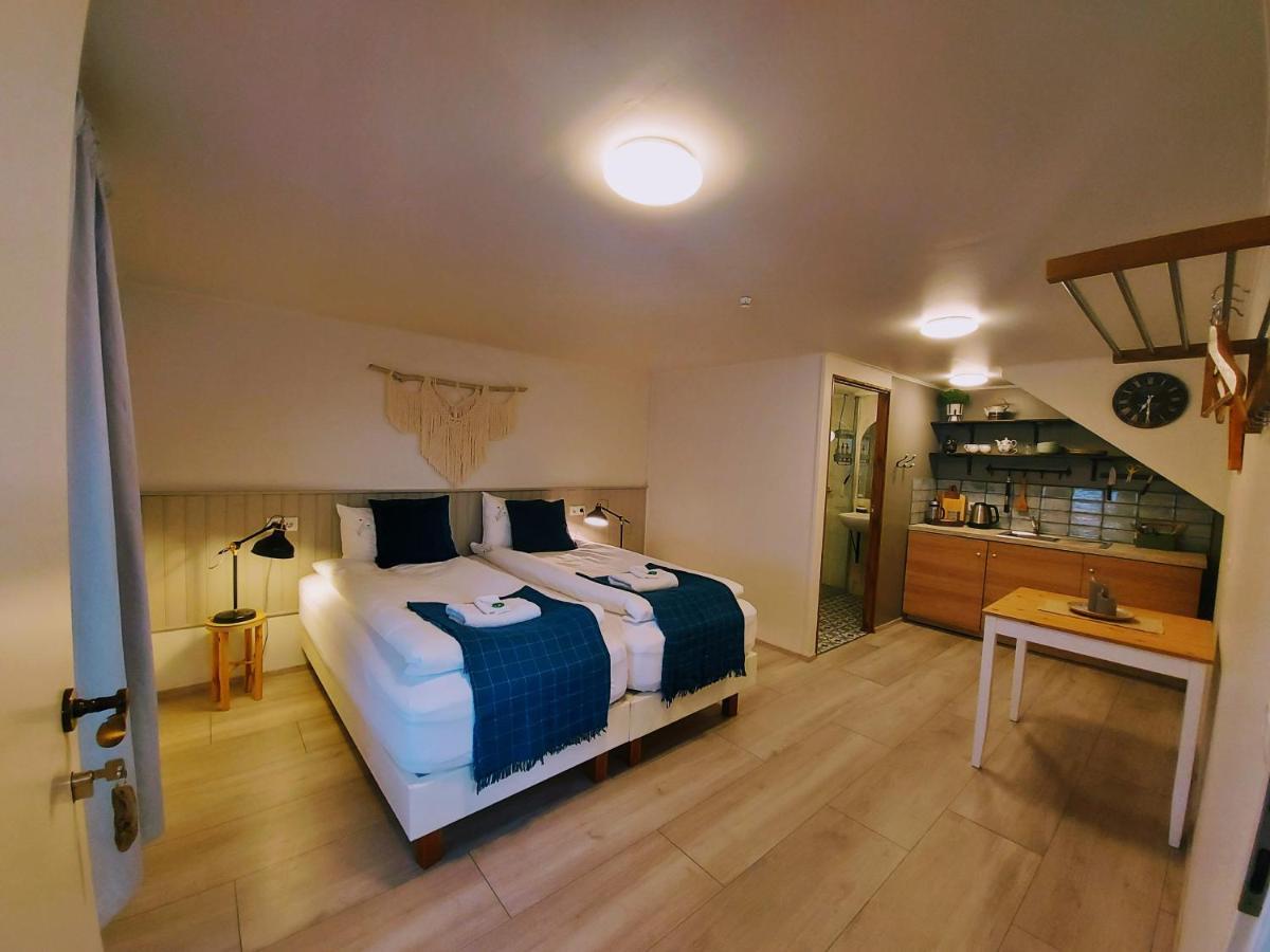 Grasteinn Guesthouse Thorshofn Luaran gambar